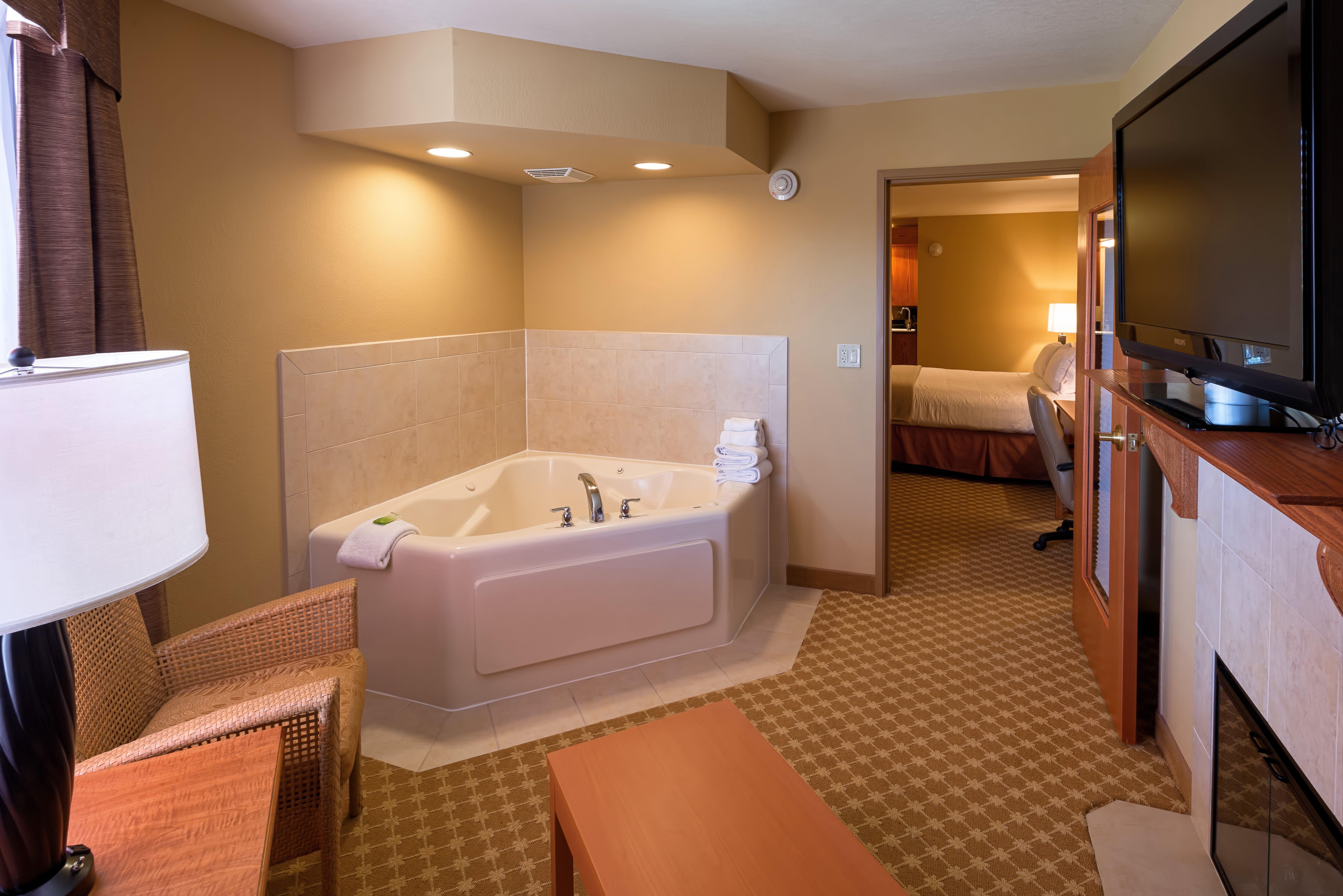 Holiday Inn Express Hotel & Suites Chicago West Roselle, An Ihg Hotel Εξωτερικό φωτογραφία